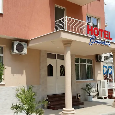 Lyubimets Hotel Fantasy מראה חיצוני תמונה