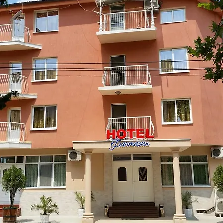 Lyubimets Hotel Fantasy מראה חיצוני תמונה
